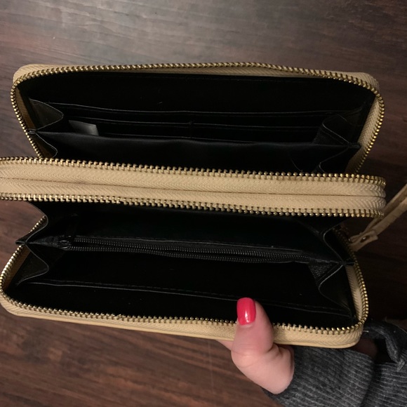 Double Zipper Wallet - Picture 3 of 4